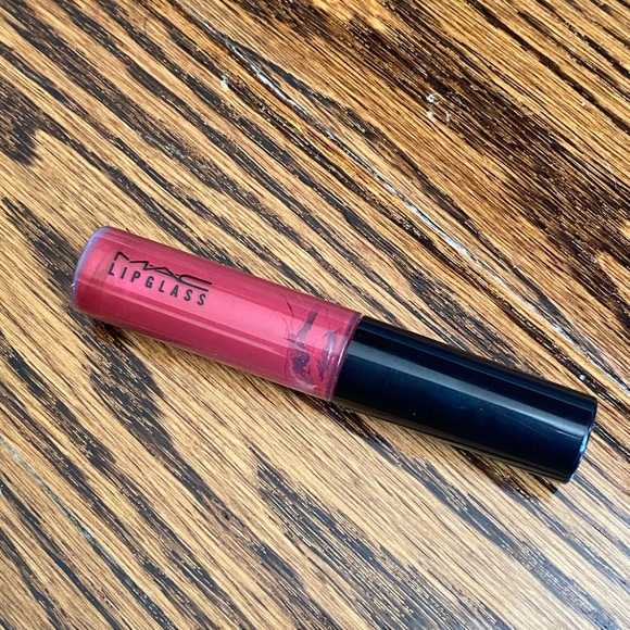 MAC Ready to Roam Lipglass - Picture 5 of 5